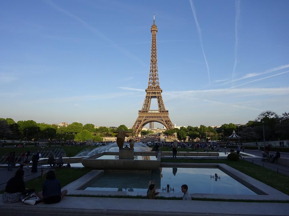 eSIM France: The best prepaid eSIM to travel in 2022 3 france 1319516 960 720